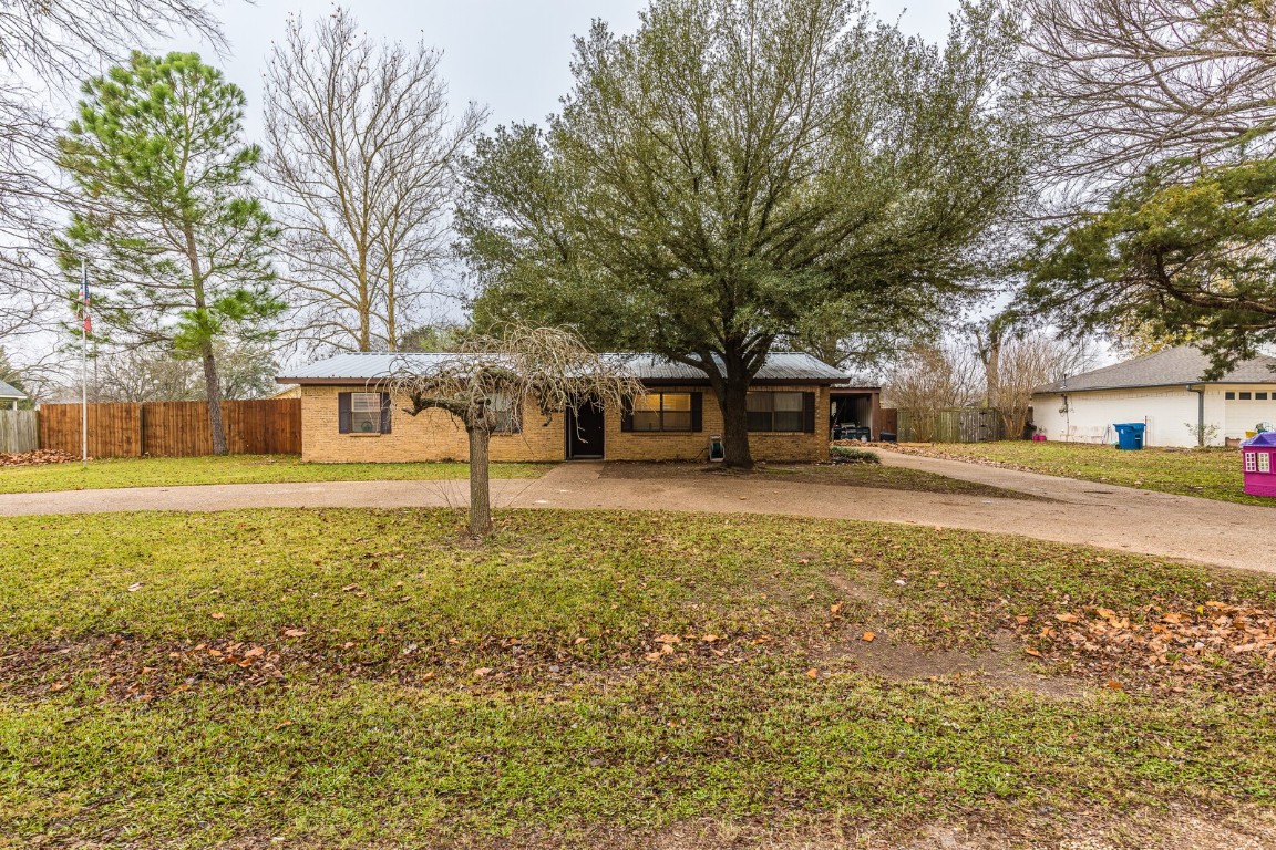 805 N Fullerton Avenue , Dawson, TX, 76639 | 14731740 | Realty Texas LLC