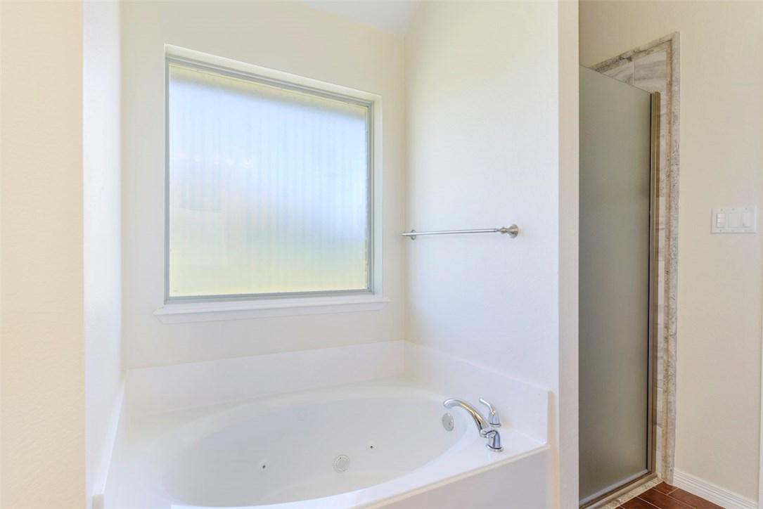 10001 Westridge Road , Fort Worth, TX, 76126 | 13881969 | Realty Texas LLC