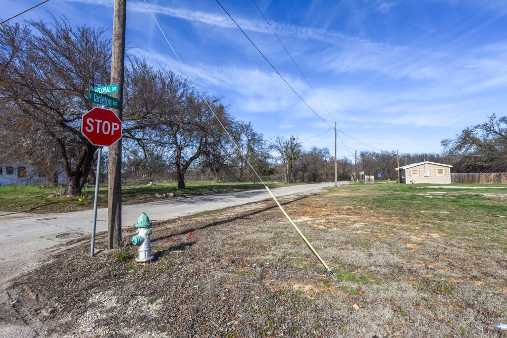 395 N Floral Street , Stephenville, TX, 76401 | 13789370 | Realty Texas LLC