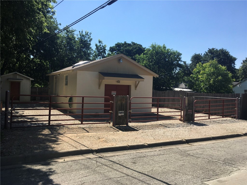 1200 Merrit Avenue , River Oaks, TX, 76114 | 14110789 | Realty Texas LLC