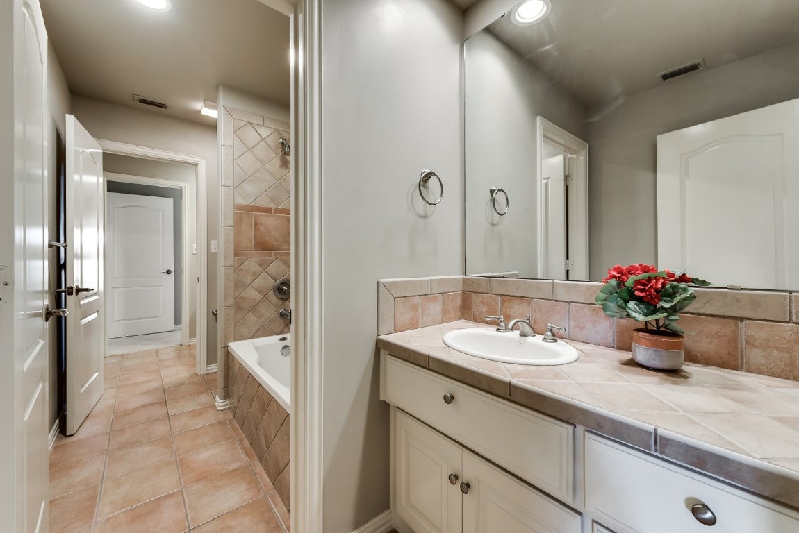 1423 Tanglewood Road , Abilene, TX, 79605 | 14275683 | Realty Texas LLC