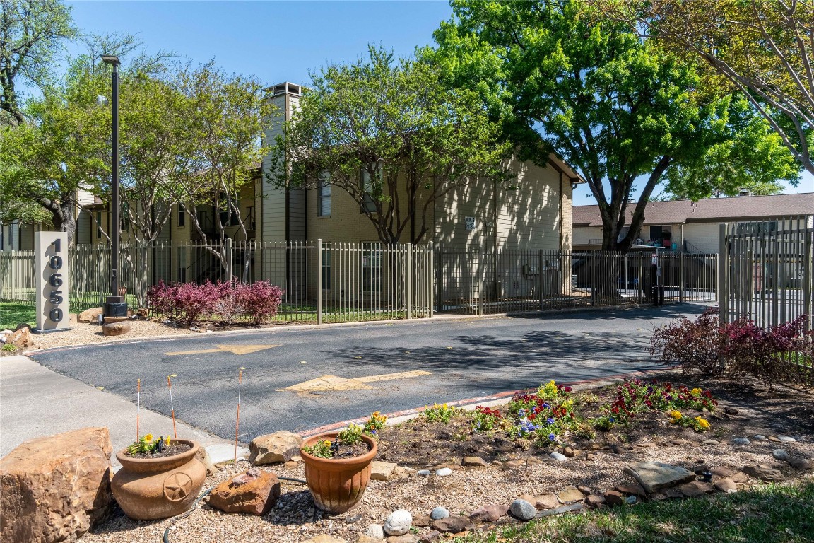 10650 Steppington Drive 146 , Dallas, TX, 75230 | 14552955 | Realty Texas LLC