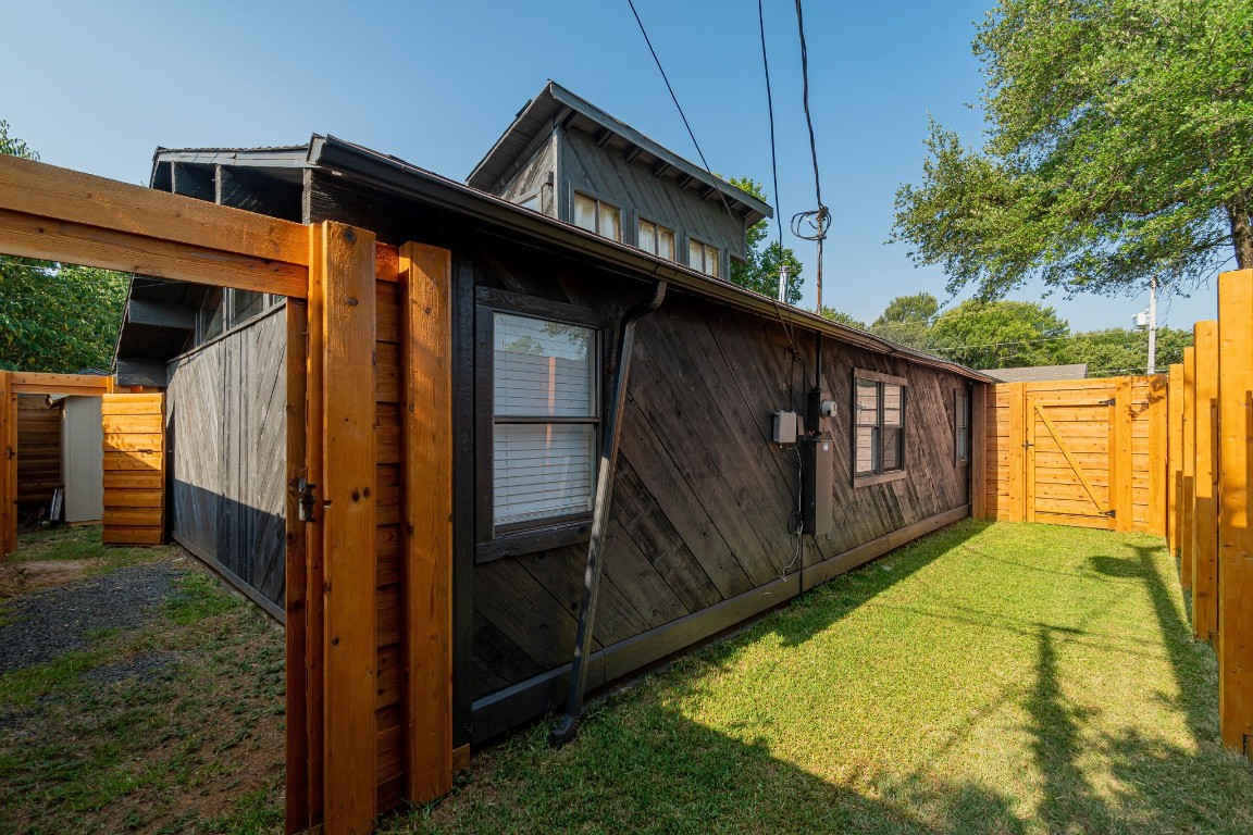 118 W Shore , Lewisville, TX, 75057 | 14637224 | Realty Texas LLC