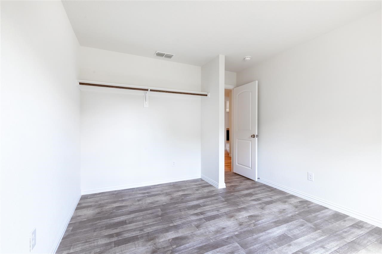 5032 Elgin Street , Fort Worth, TX, 76105 | 14417667 | Realty Texas LLC
