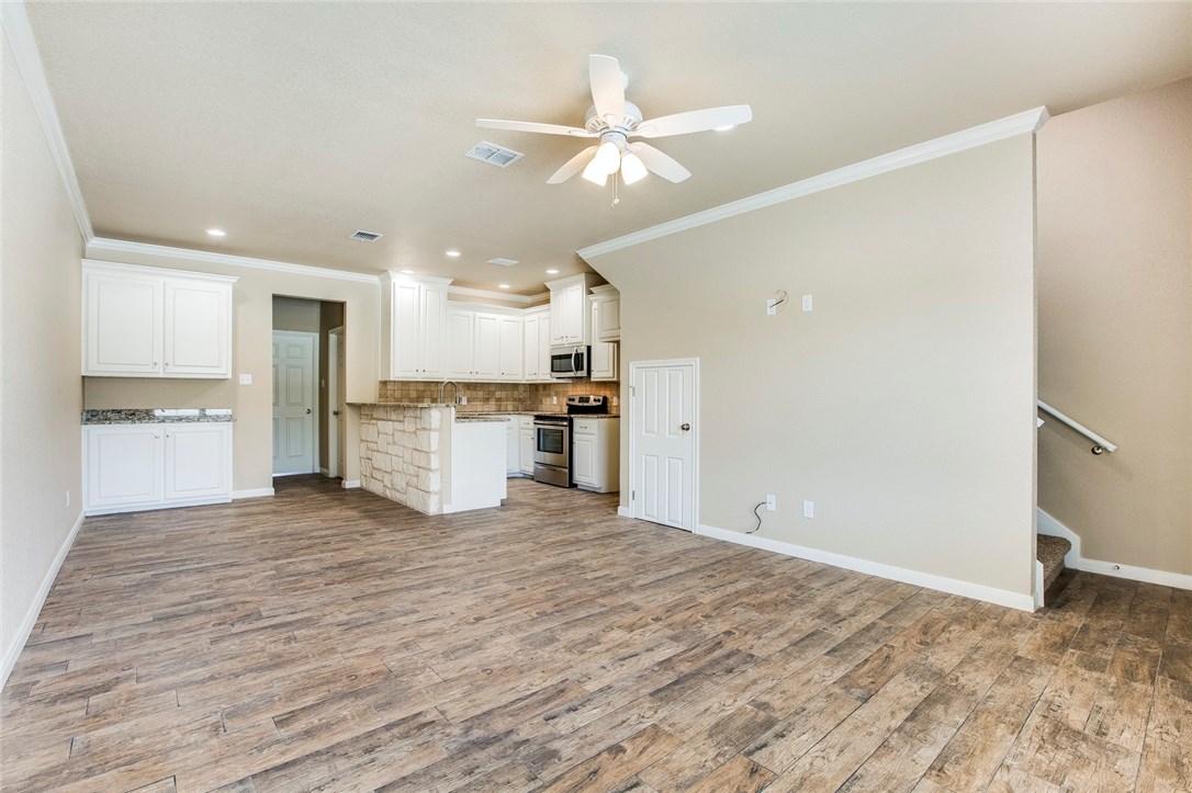 705 Park Street , McGregor, TX, 76657 | 13941417 | Realty Texas LLC