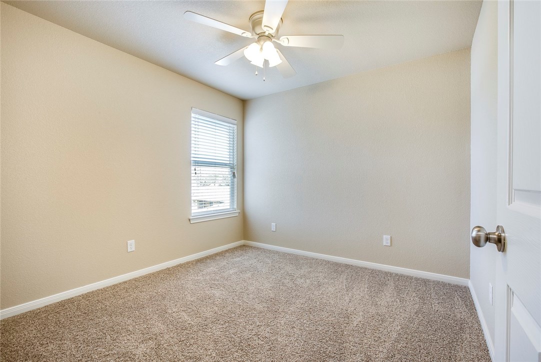 705 Park Street , McGregor, TX, 76657 | 13941417 | Realty Texas LLC