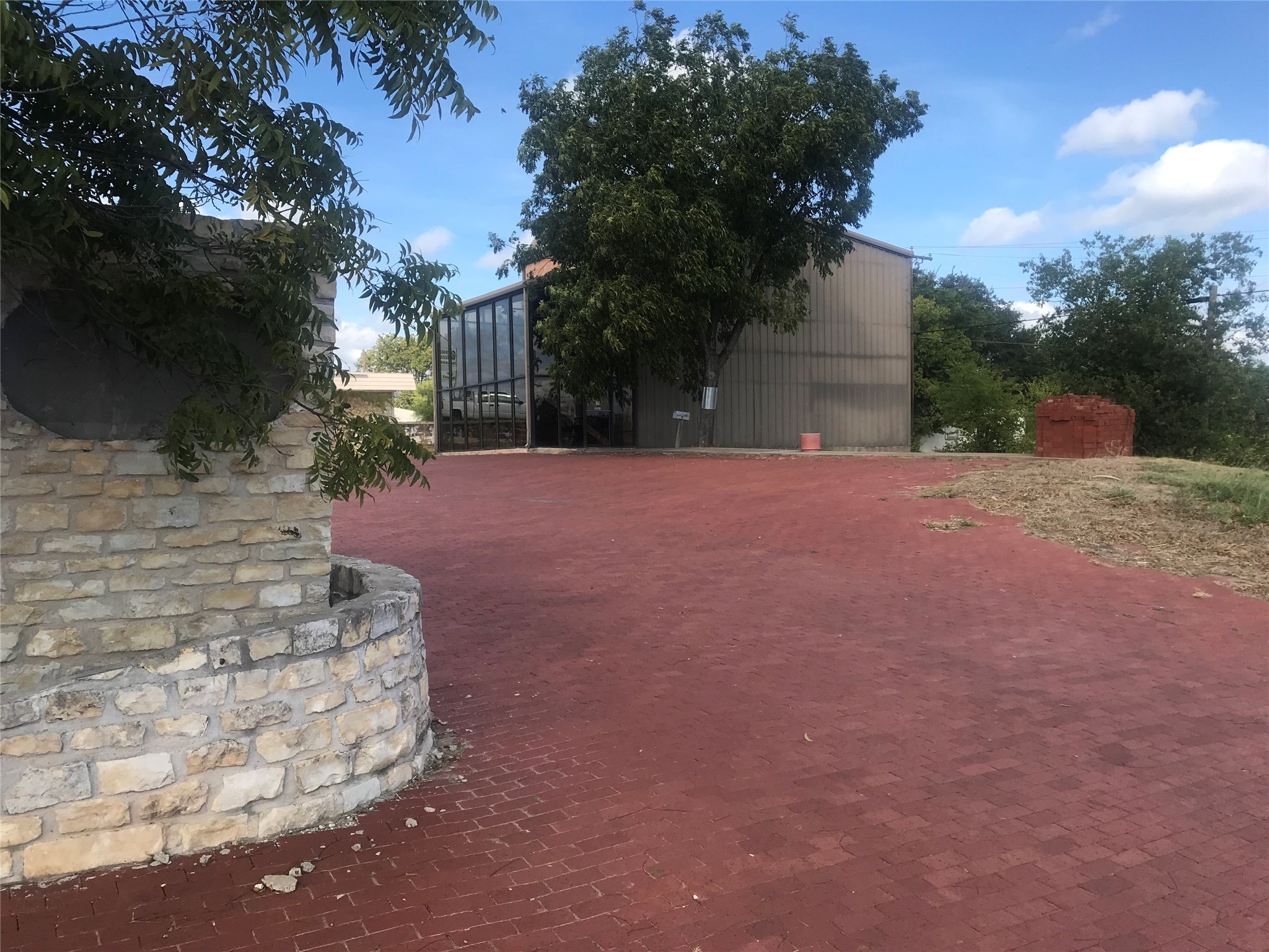 400 W Walker Street, Breckenridge, TX, 76424 | 14211682 | Realty Texas LLC