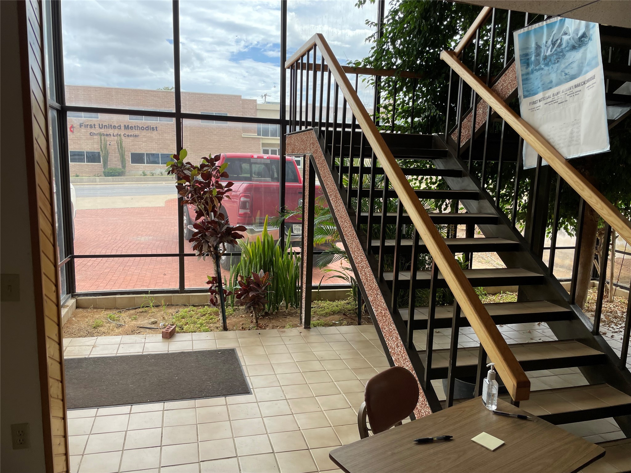 400 W Walker Street, Breckenridge, TX, 76424 | 14211682 | Realty Texas LLC