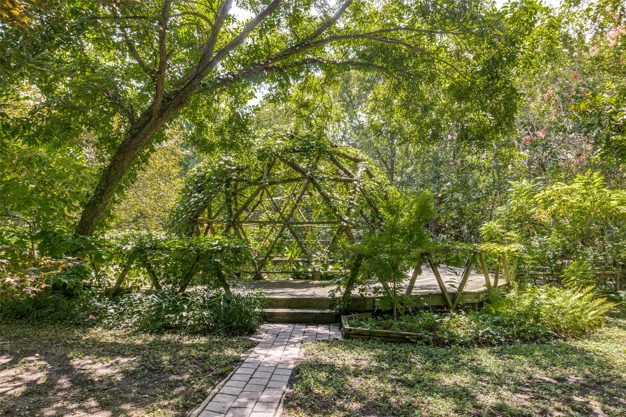 1226 E Campbell Road , Garland, TX, 75044 | 14666578 | Realty Texas LLC