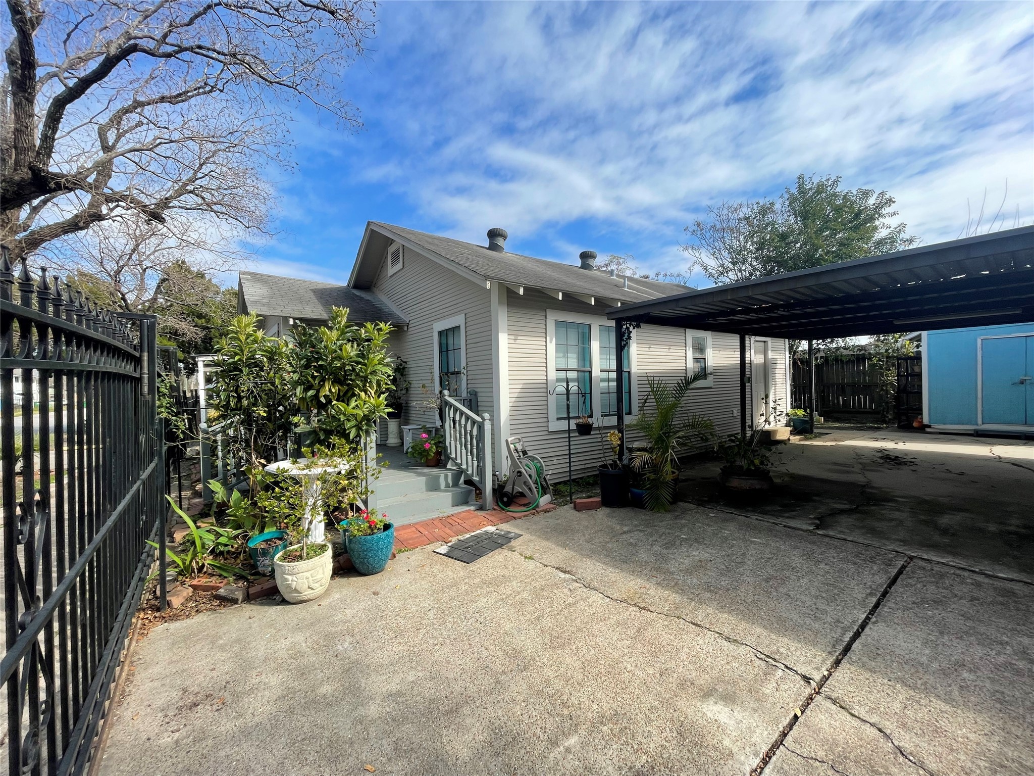 1306 70th Street , Houston, TX, 77011 | 10403092 | Realty Texas LLC