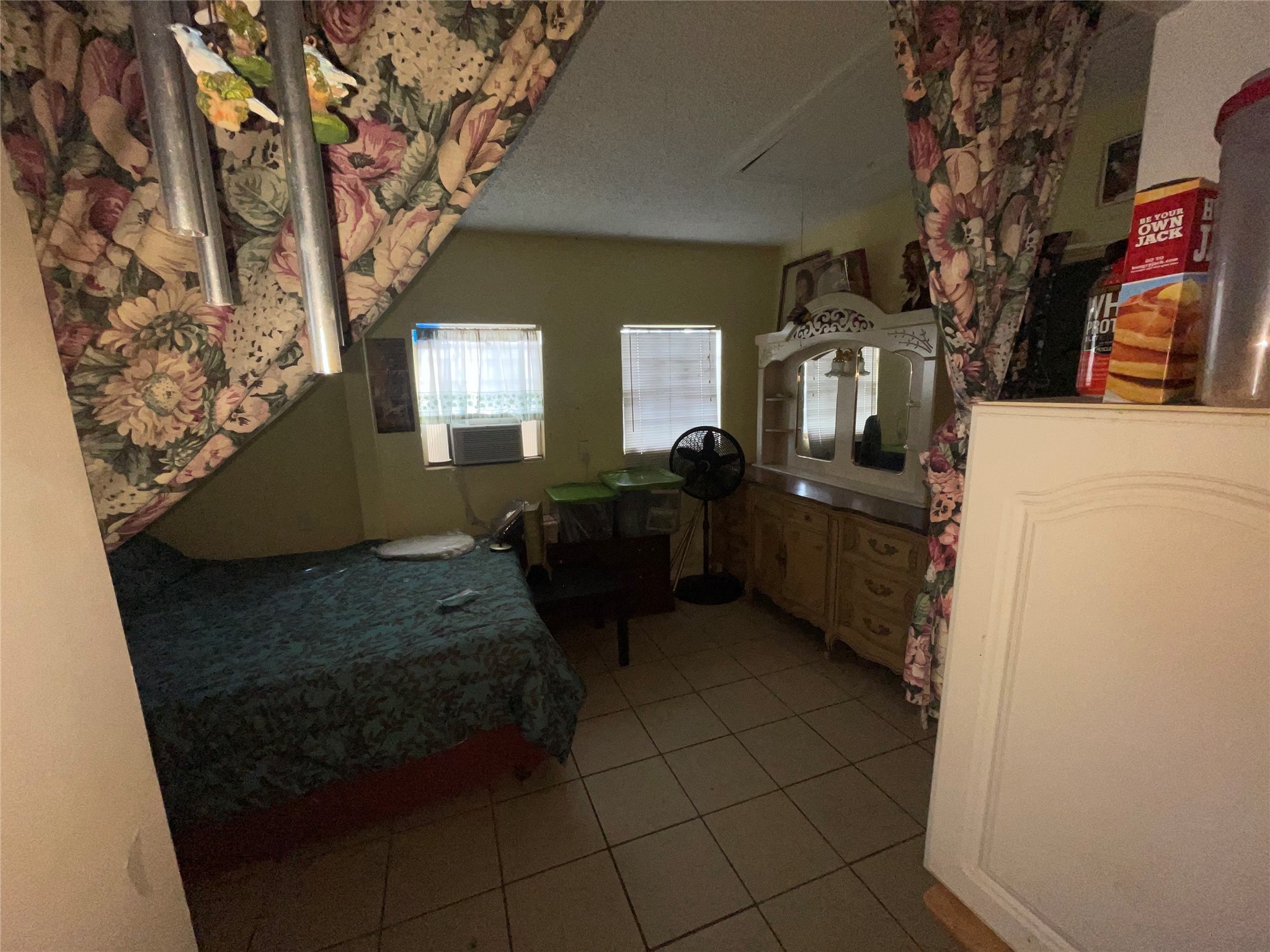 1306 70th Street , Houston, TX, 77011 | 10403092 | Realty Texas LLC