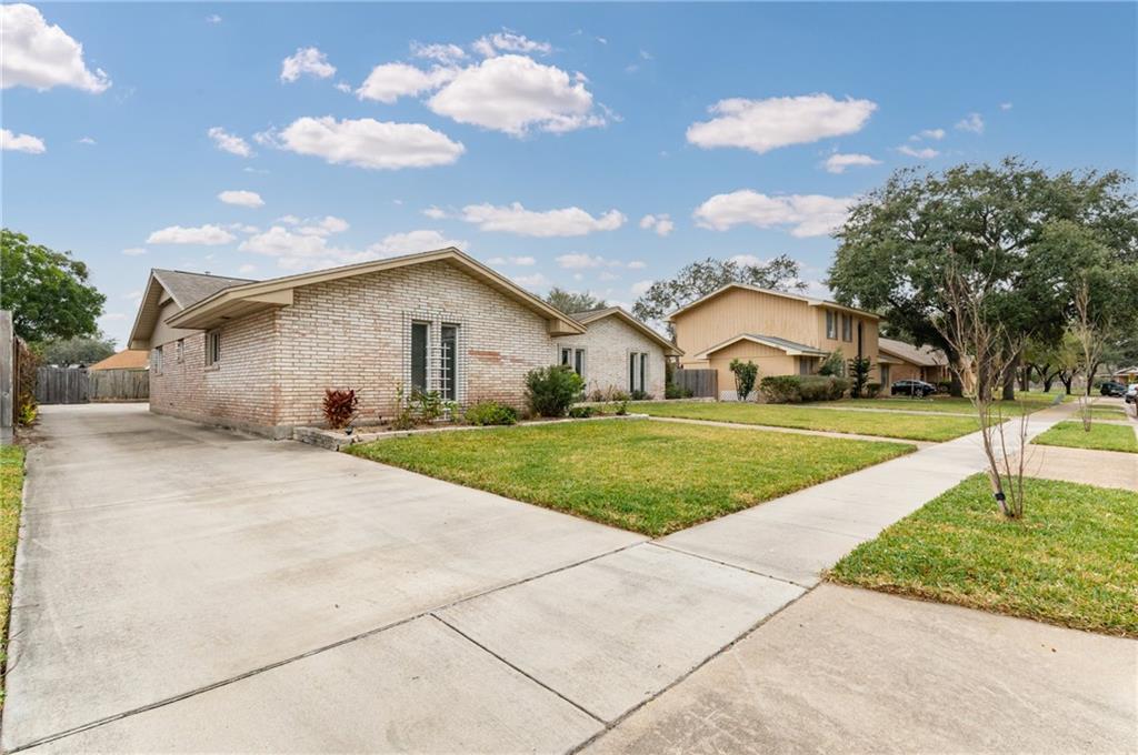 6214 Pebble Beach Drive , Corpus Christi, TX, 78413 | 395726 | Realty Texas LLC
