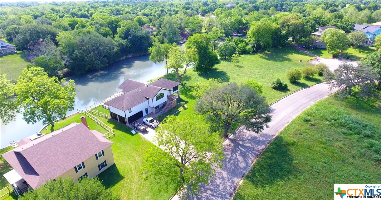 43 E Hampton Drive , Seguin, TX, 78155 | 467421 | Realty Texas LLC