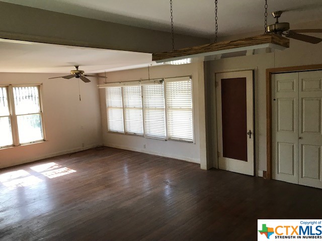 1101 N Mcleod Street , Cuero, TX, 77954 | 467282 | Realty Texas LLC