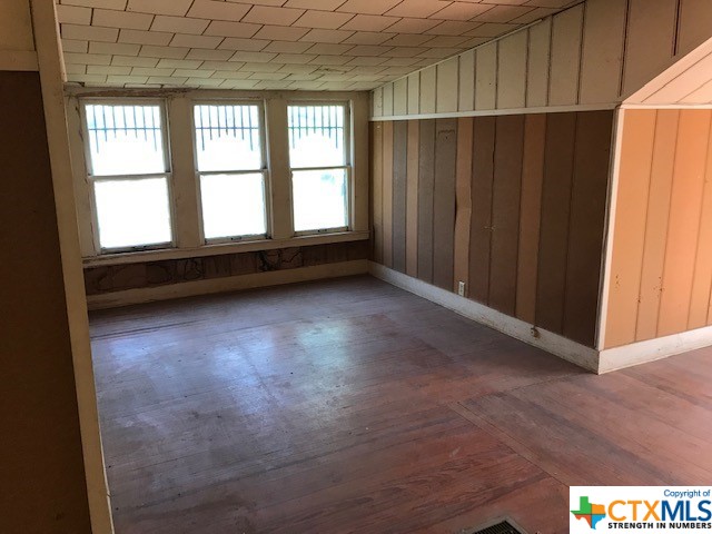 1101 N Mcleod Street , Cuero, TX, 77954 | 467282 | Realty Texas LLC