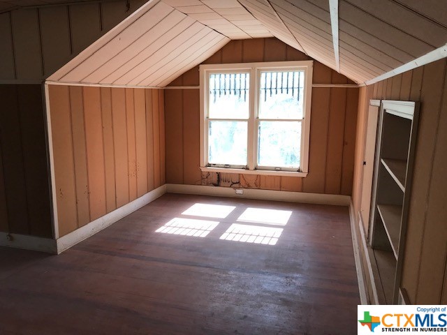 1101 N Mcleod Street , Cuero, TX, 77954 | 467282 | Realty Texas LLC