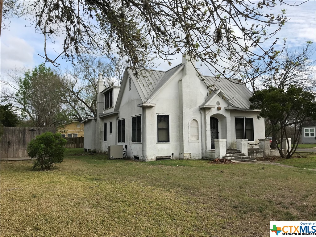 1101 N Mcleod Street , Cuero, TX, 77954 | 467282 | Realty Texas LLC