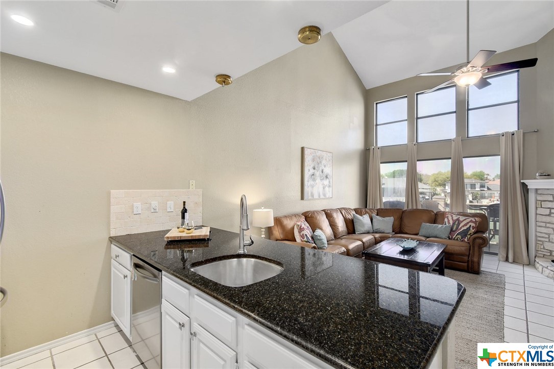509 Short Circuit 202 , Horseshoe Bay, TX, 78657 | 467203 | Realty Texas LLC