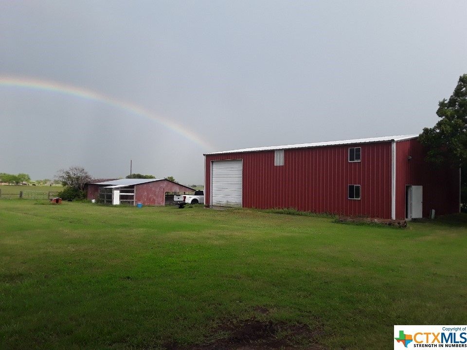 736 E Wiedemann Road , Flatonia, TX, 78941 | 466710 | Realty Texas LLC