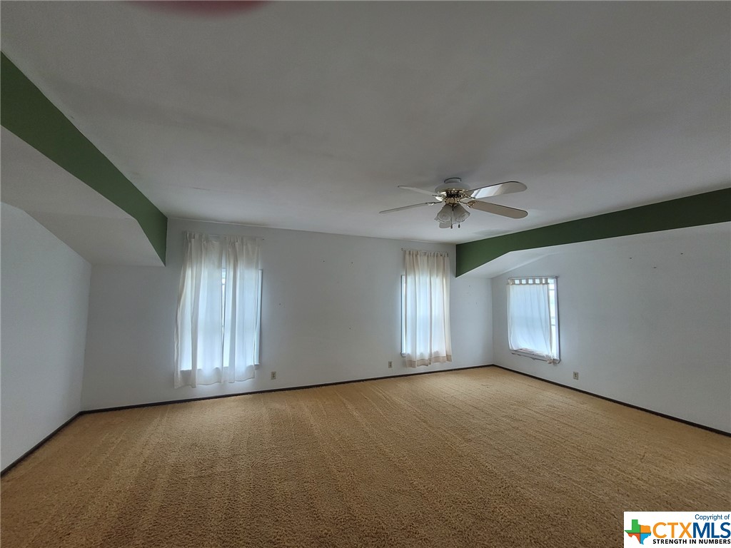 736 E Wiedemann Road , Flatonia, TX, 78941 | 466710 | Realty Texas LLC