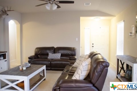 920 Bexley Drive , Seguin, TX, 78155 | 467563 | Realty Texas LLC