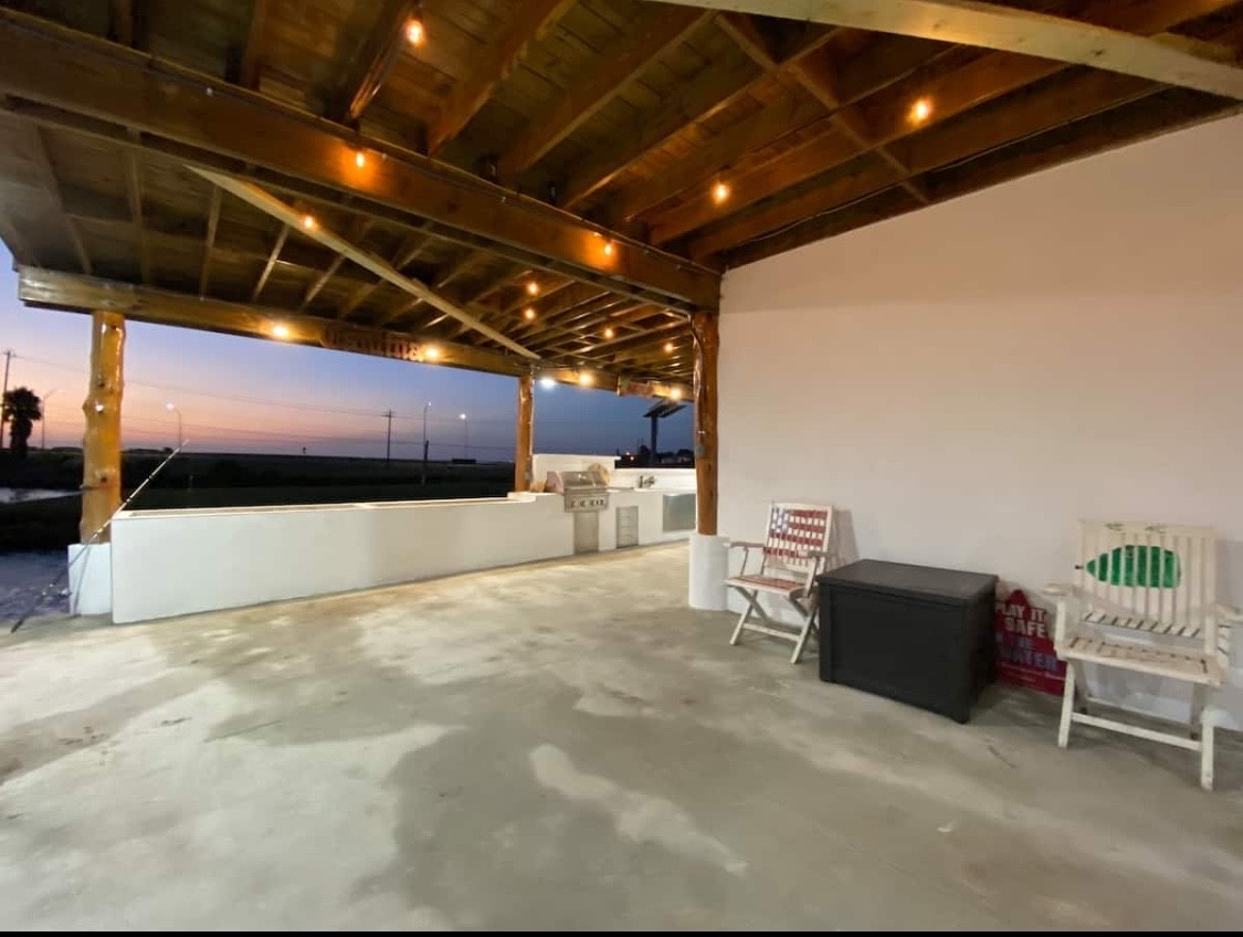 3391 Hwy 6 Drive, Hitchcock, TX, 77563 | 17148231 | Realty Texas LLC