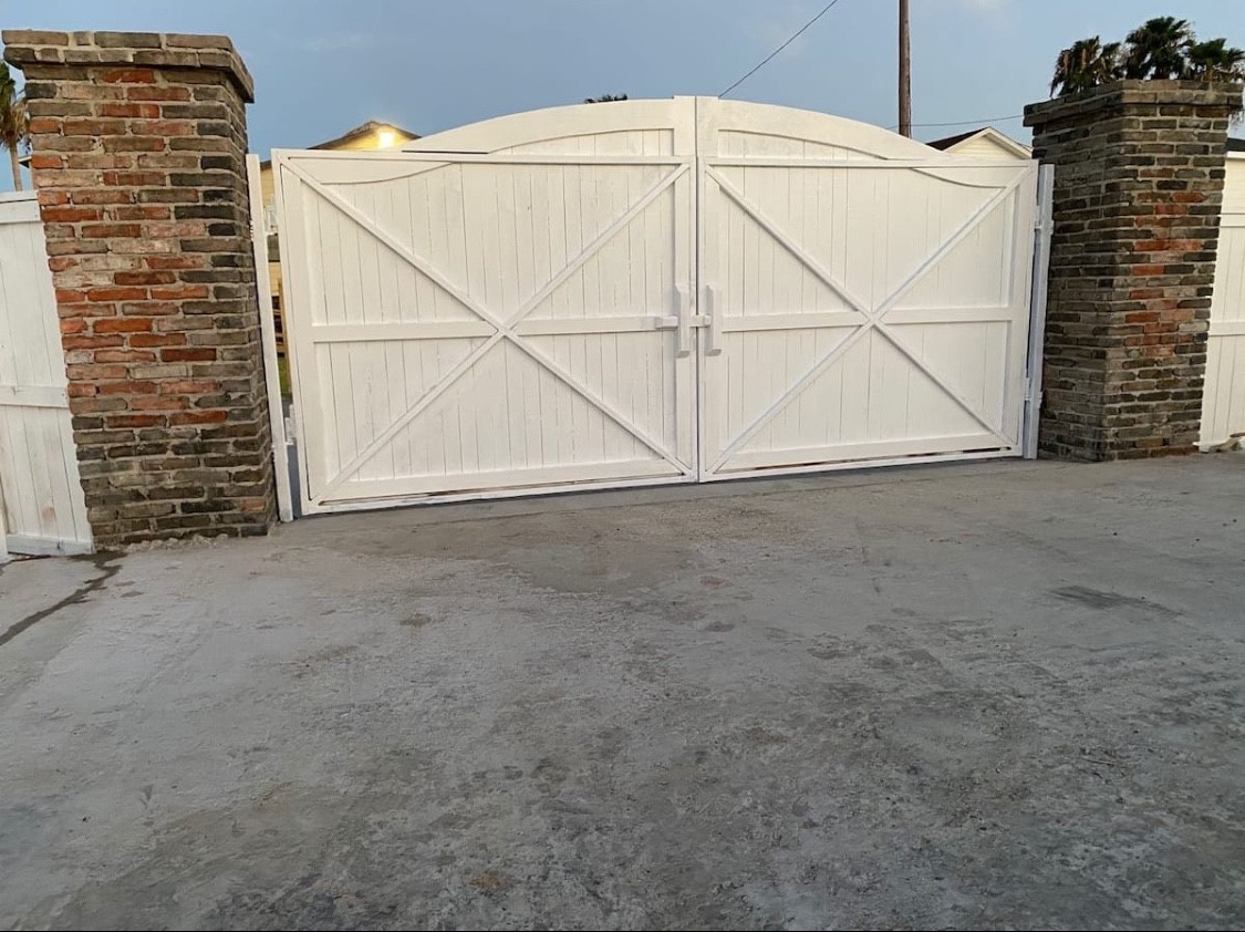 3391 Hwy 6 Drive, Hitchcock, TX, 77563 | 17148231 | Realty Texas LLC