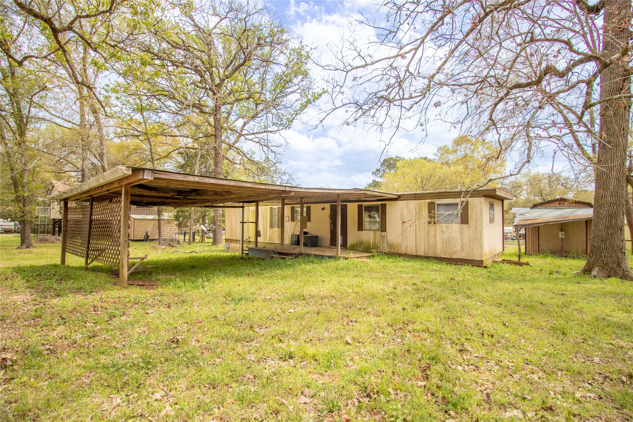 167 W Enchantment Drive , Trinity, TX, 75862 | 32762545 | Realty Texas LLC