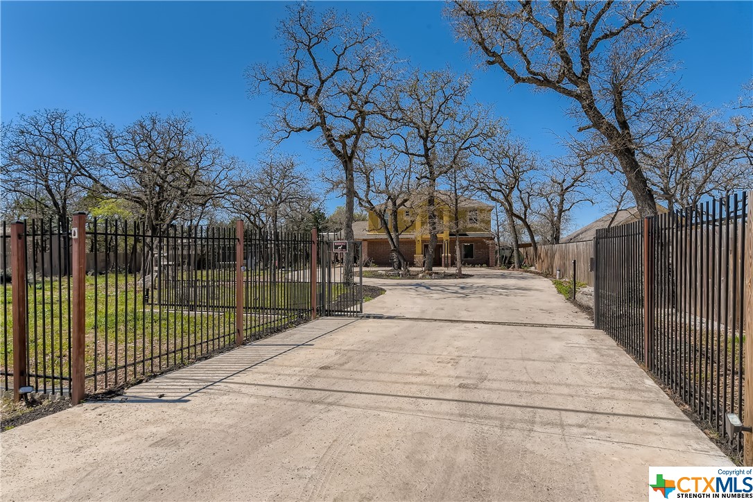 113 Cayman Drive , Cedar Creek, TX, 78612 | 464491 | Realty Texas LLC