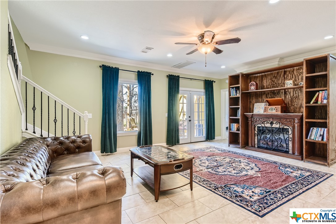 113 Cayman Drive , Cedar Creek, TX, 78612 | 464491 | Realty Texas LLC