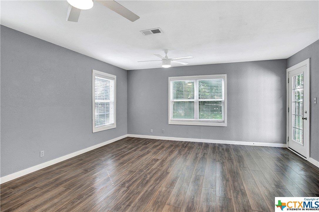 411 Sarah Drive , San Marcos, TX, 78666 | 467716 | Realty Texas LLC