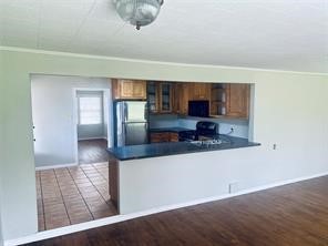 910 Magnolia Street, Lake Jackson, TX, 77566 | 97956833 | Realty Texas LLC
