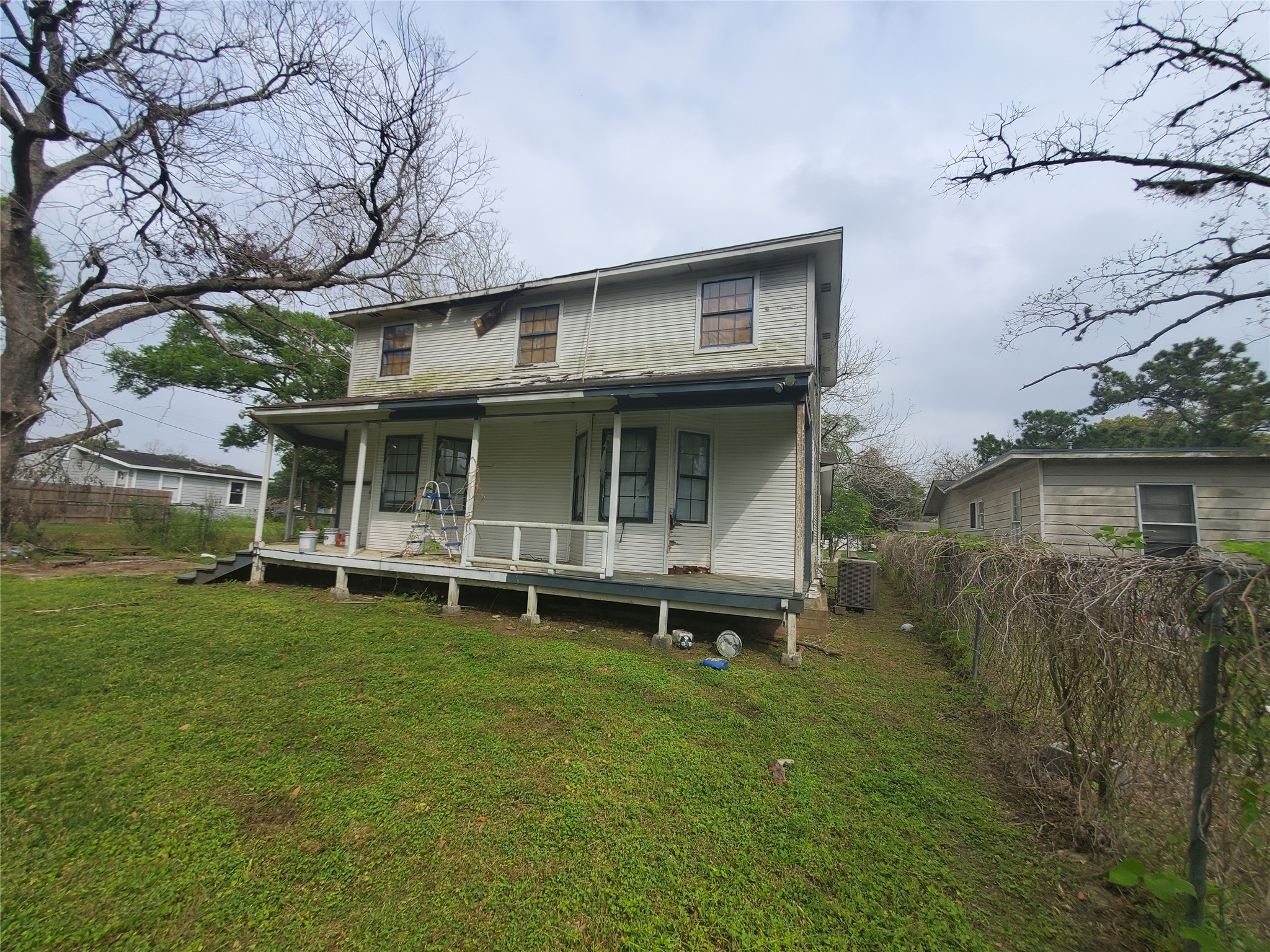 607 Winding Way Street, Lake Jackson, TX, 77566 | 80412740 | Realty Texas LLC