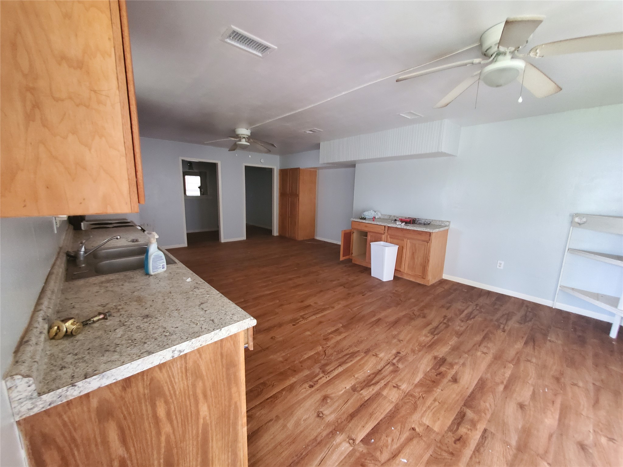 607 Winding Way Street, Lake Jackson, TX, 77566 | 80412740 | Realty Texas LLC