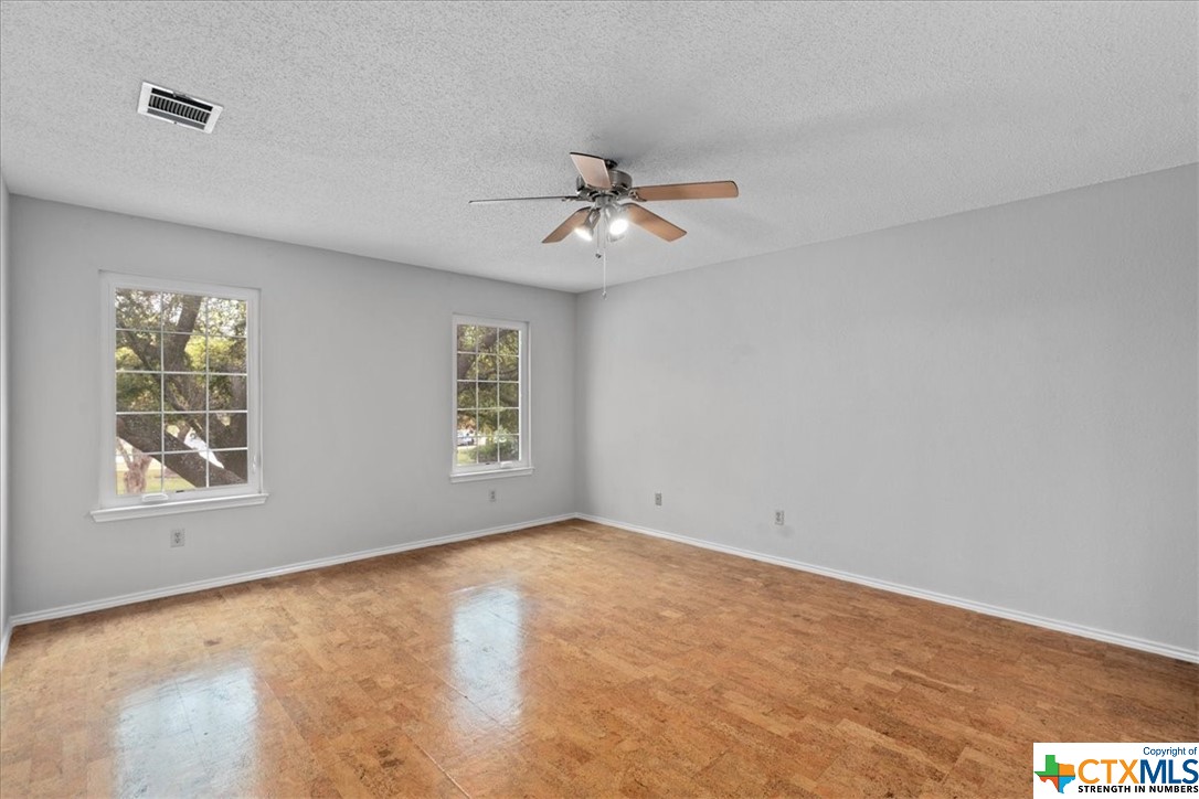 13100 Kellies Farm Lane , Austin, TX, 78727 | 465741 | Realty Texas LLC