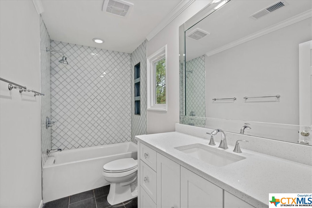 13100 Kellies Farm Lane , Austin, TX, 78727 | 465741 | Realty Texas LLC