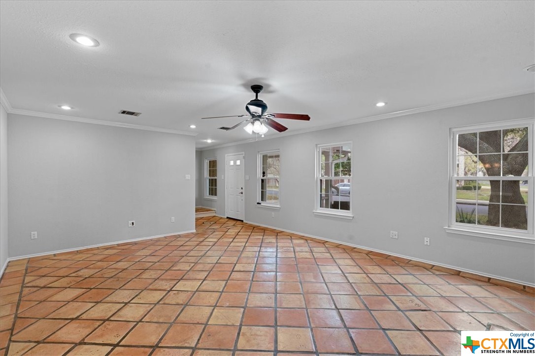 13100 Kellies Farm Lane , Austin, TX, 78727 | 465741 | Realty Texas LLC