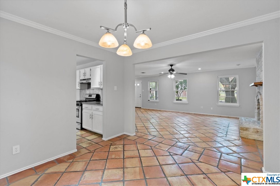 13100 Kellies Farm Lane , Austin, TX, 78727 | 465741 | Realty Texas LLC