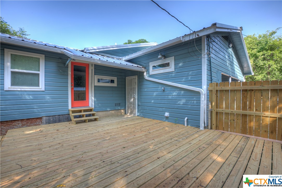 425 Sarah Drive , San Marcos, TX, 78666 | 468236 | Realty Texas LLC