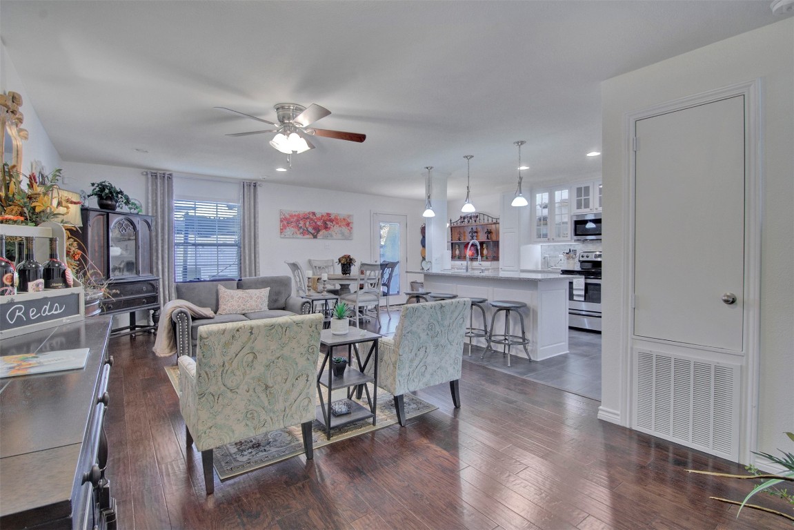 9459 Timberleaf Drive , Dallas, TX, 75243 | 20024849 | Realty Texas LLC