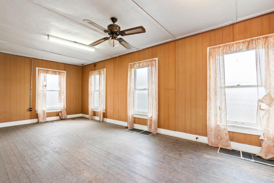 212 N Pleasant Street , Hillsboro, TX, 76645 | 20028589 | Realty Texas LLC