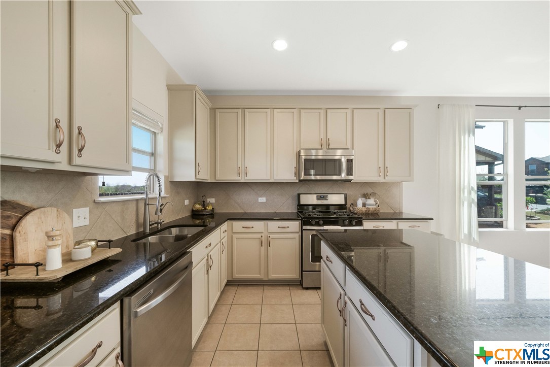 5931 Heron Drive , Buda, TX, 78610 | 468081 | Realty Texas LLC