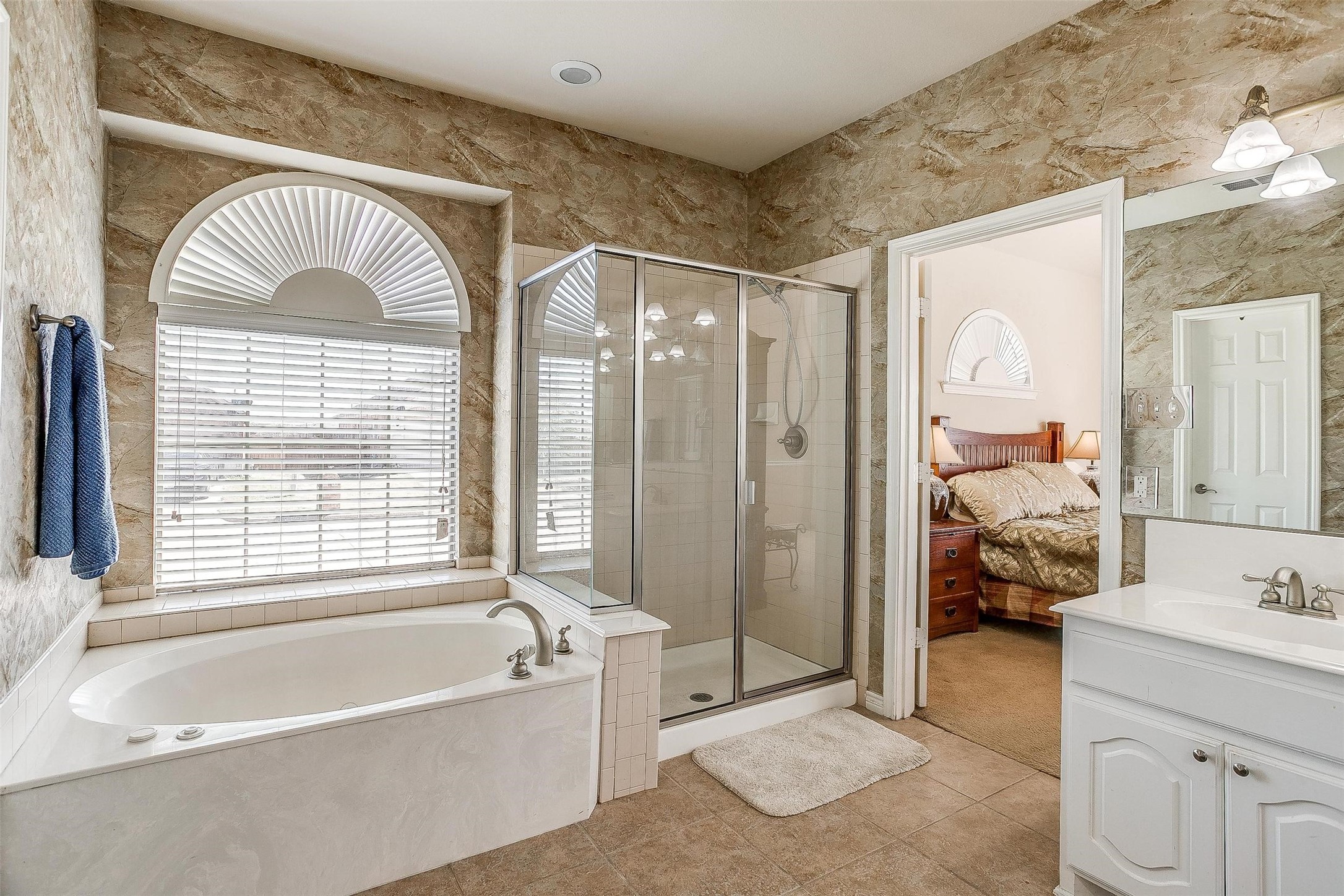 1125 Port Way , Crowley, TX, 76036 | 20028257 | Realty Texas LLC