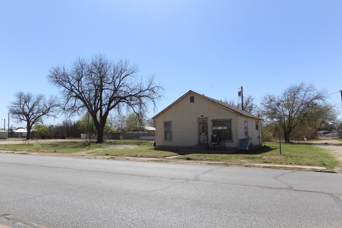 1234 N Treadaway Boulevard , Abilene, TX, 79601 | 20011344 | Realty Texas LLC