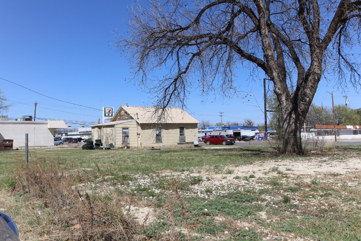 1234 N Treadaway Boulevard , Abilene, TX, 79601 | 20011344 | Realty Texas LLC