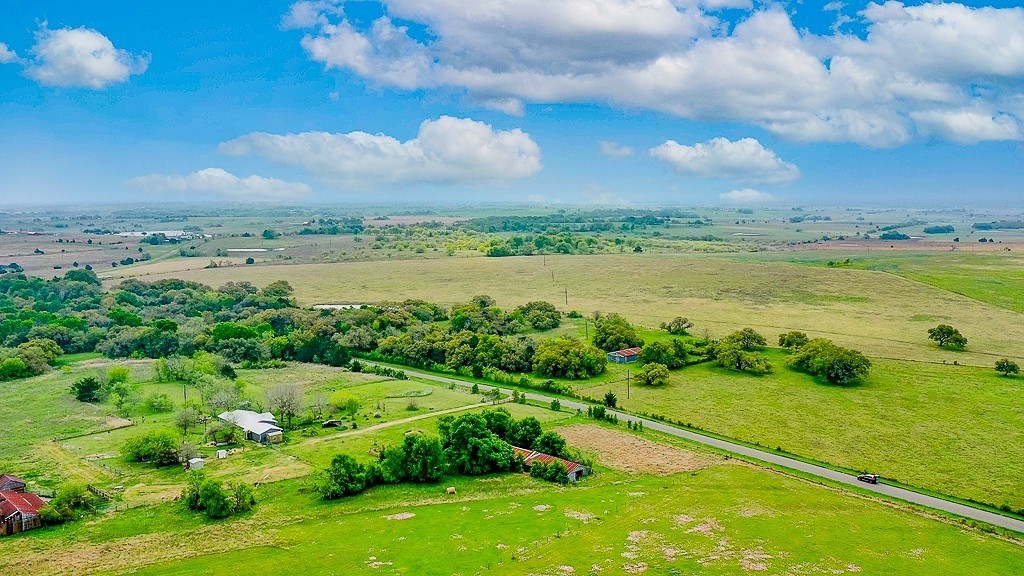2815 Roitsch Road , Schulenburg, TX, 78956 | 4059043 | Realty Texas LLC