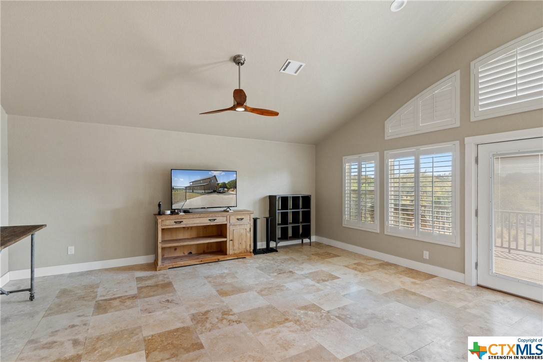 112 Ridge Harbor Drive , Spicewood, TX, 78669 | 466672 | Realty Texas LLC
