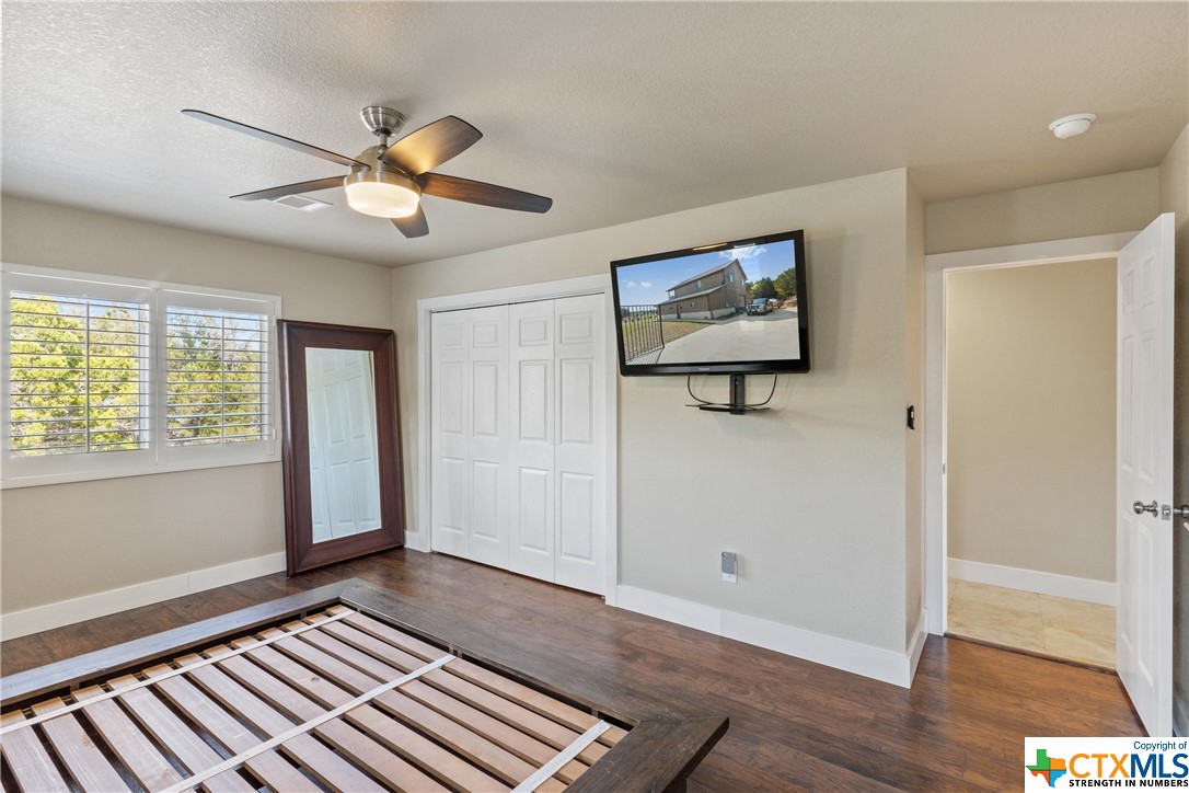 112 Ridge Harbor Drive , Spicewood, TX, 78669 | 466672 | Realty Texas LLC