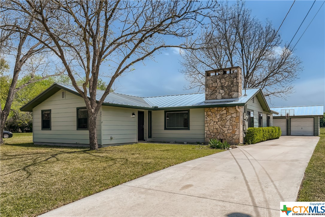721 Pecan Street , Canyon Lake, TX, 78133 | 468574 | Realty Texas LLC