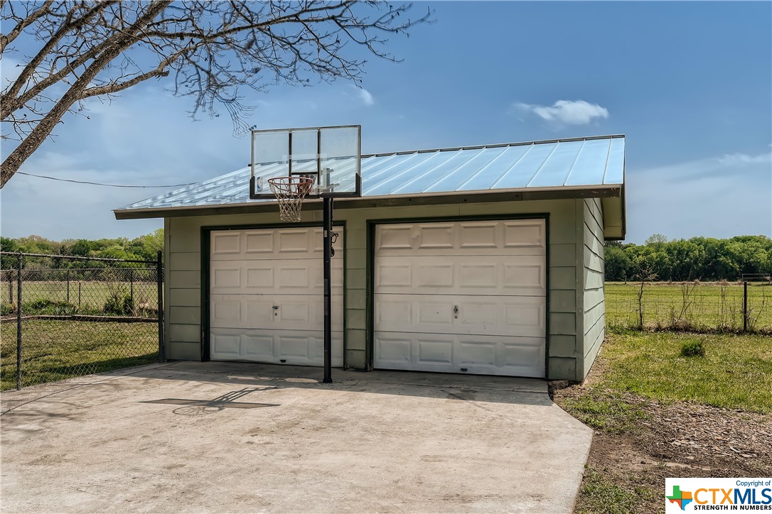 721 Pecan Street , Canyon Lake, TX, 78133 | 468574 | Realty Texas LLC